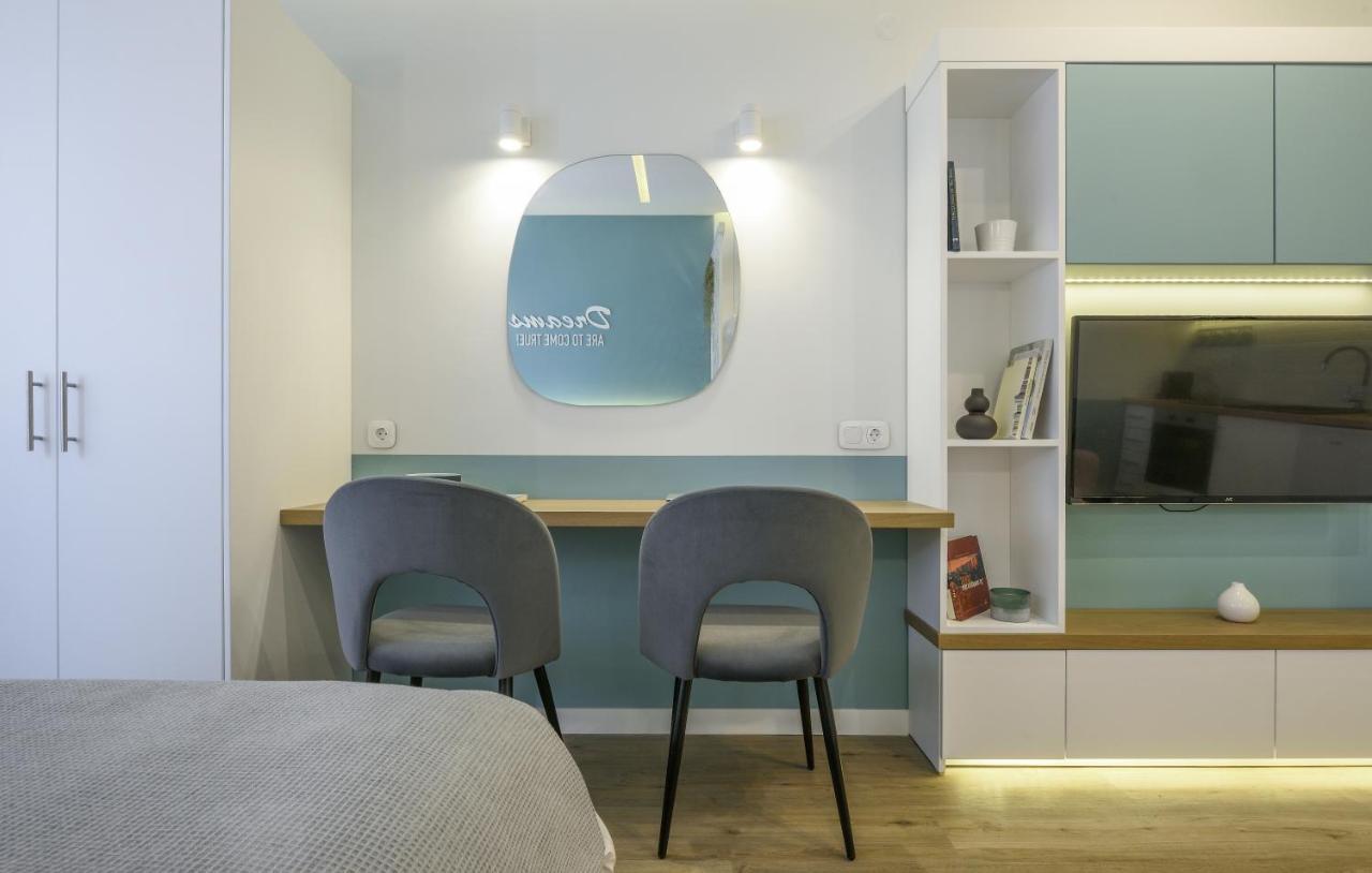 Τhe Half Root Suite In The Heart Of City Center Thessaloníki Eksteriør billede