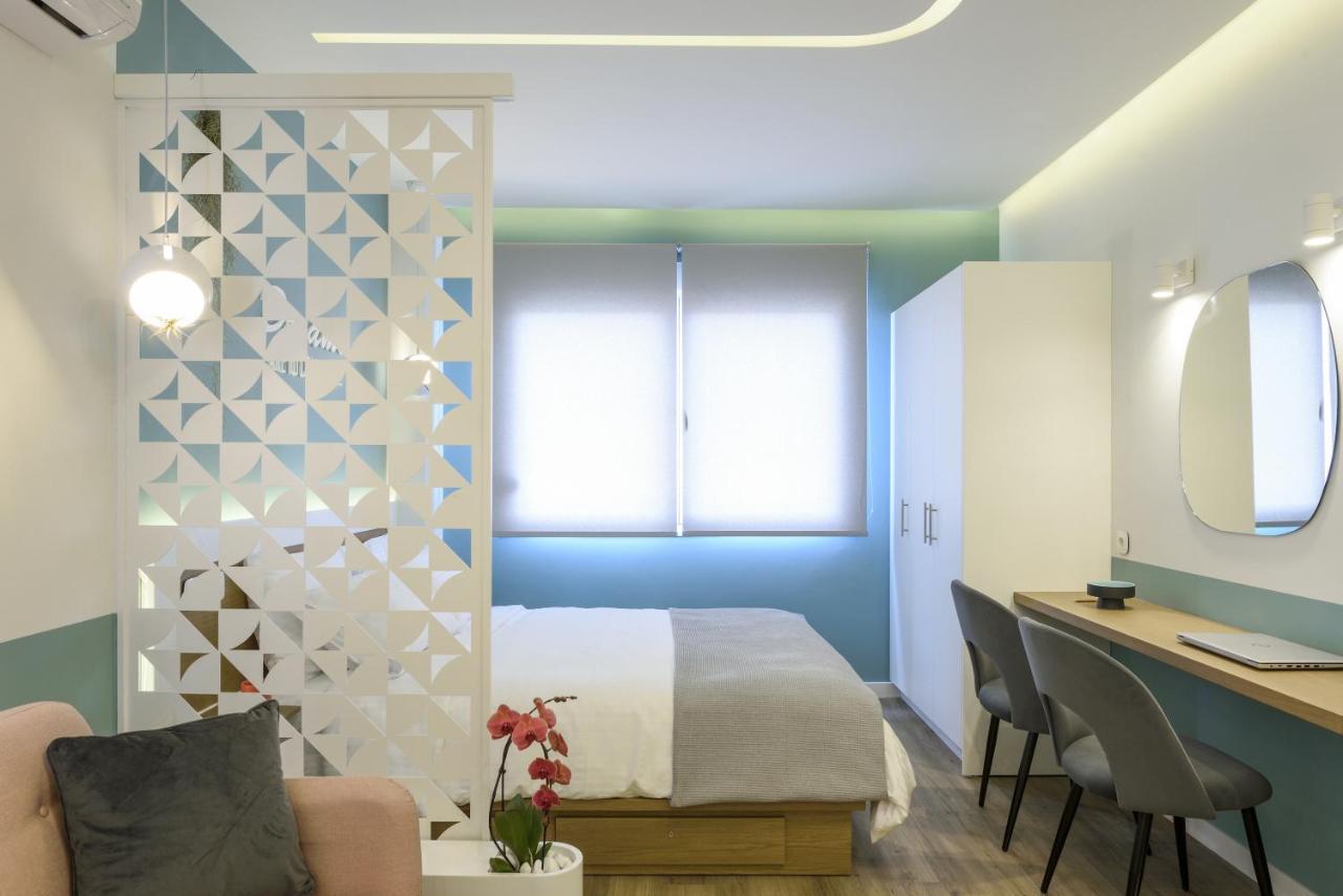 Τhe Half Root Suite In The Heart Of City Center Thessaloníki Eksteriør billede