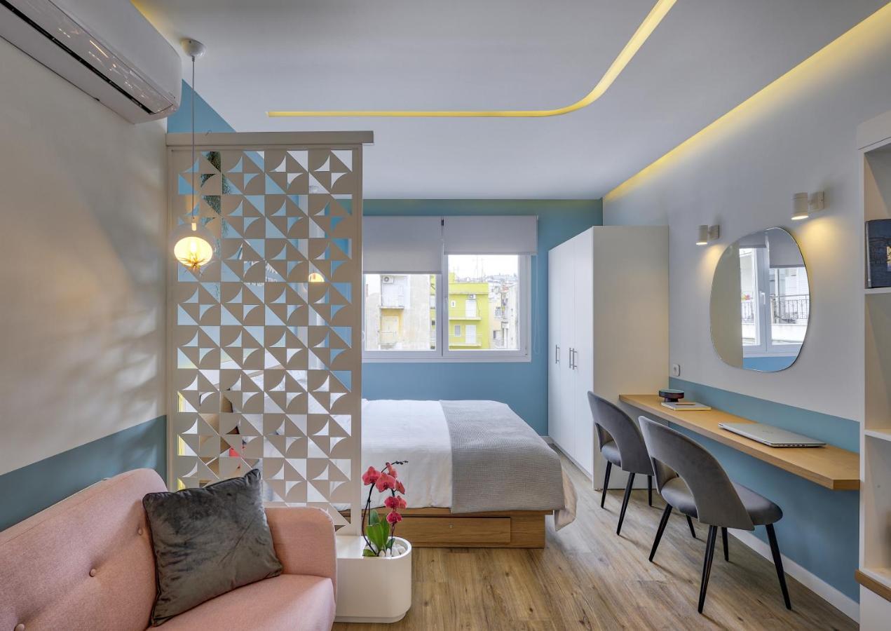 Τhe Half Root Suite In The Heart Of City Center Thessaloníki Eksteriør billede