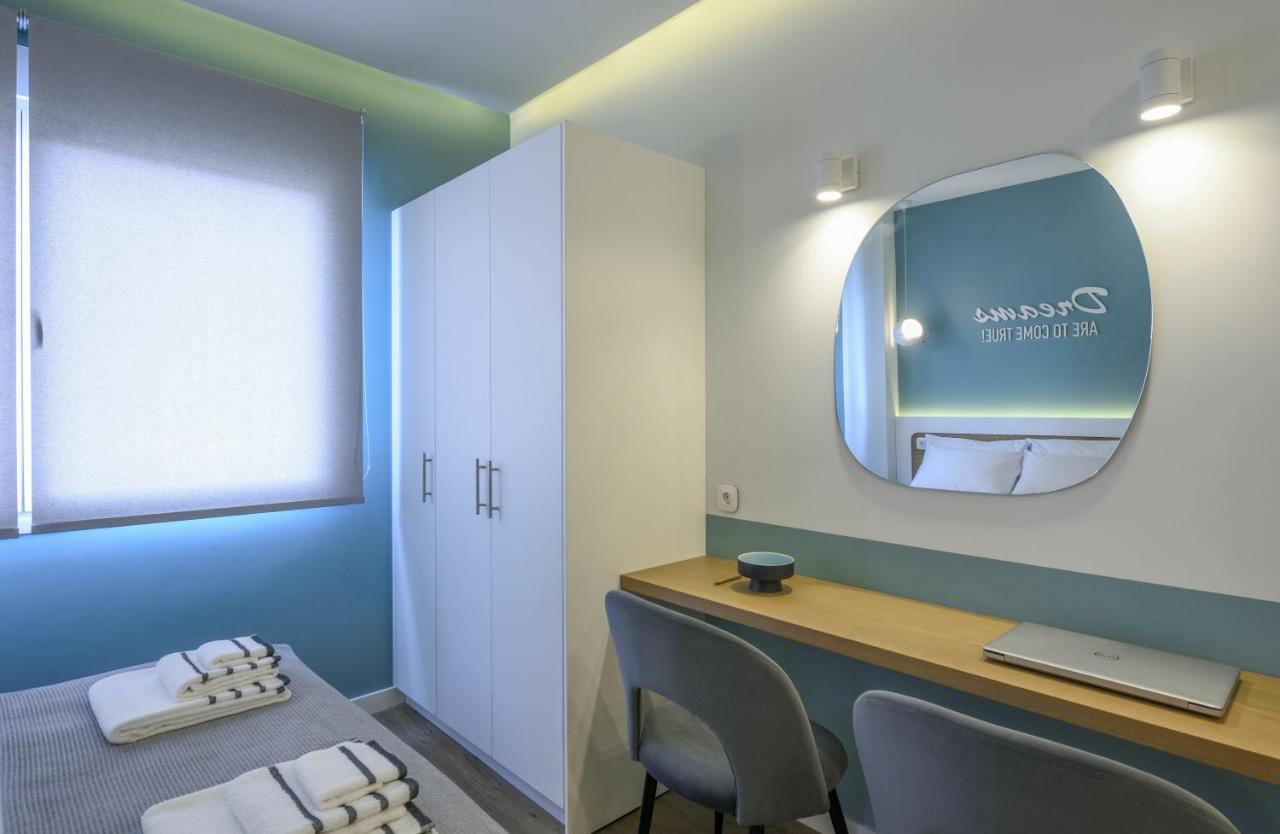 Τhe Half Root Suite In The Heart Of City Center Thessaloníki Eksteriør billede