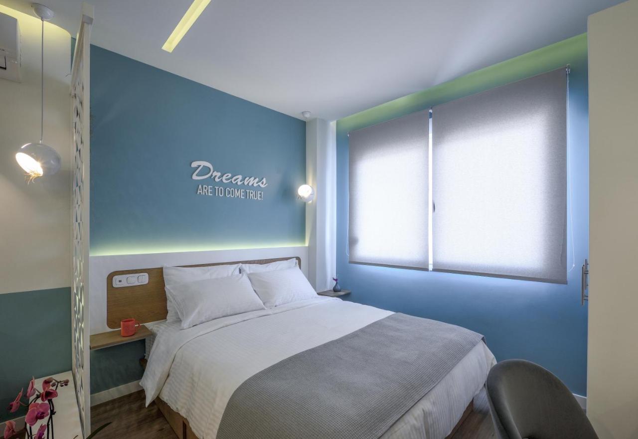 Τhe Half Root Suite In The Heart Of City Center Thessaloníki Eksteriør billede